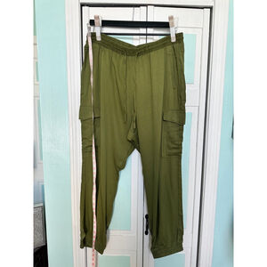 Size XXL New York and Company Linen Olive Army Green Cargo pants joggers NWT